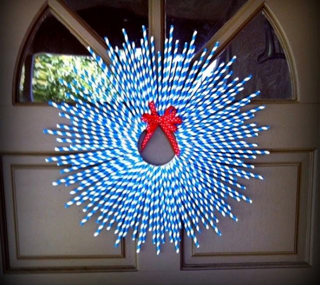 hiasan dinding dari sedotan