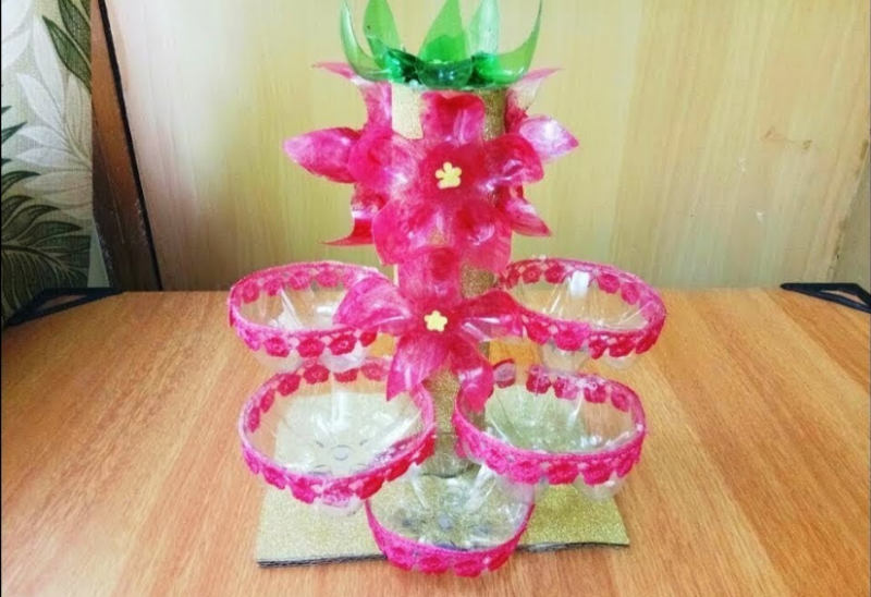 tempat aksesoris dari botol bekas